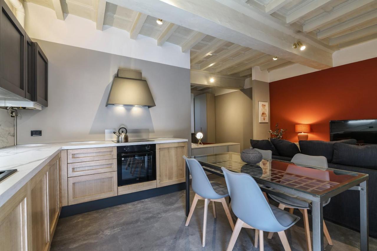 Contempora Apartments - Ampio Monolocale Medici 7 Milaan Buitenkant foto