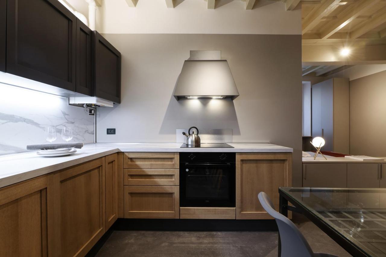 Contempora Apartments - Ampio Monolocale Medici 7 Milaan Buitenkant foto